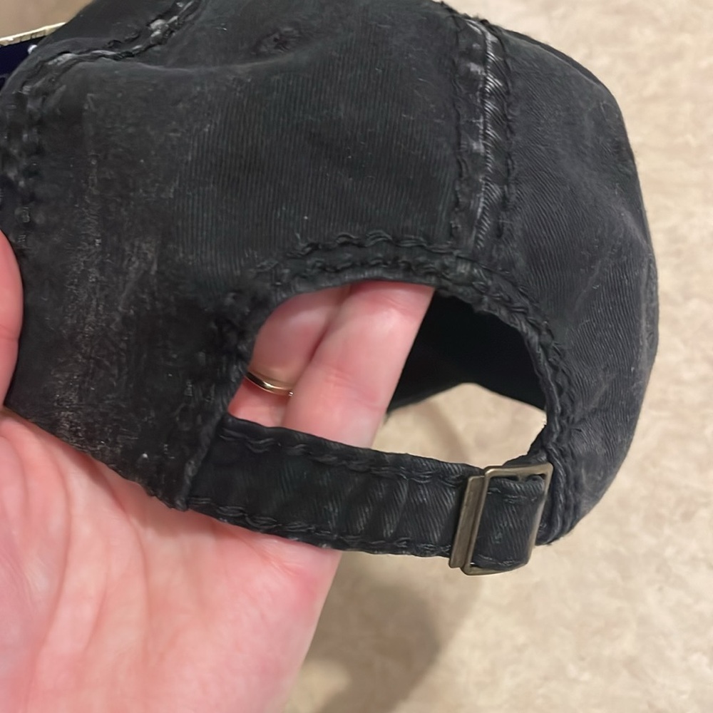 Wine hat - Picture 2 of 4